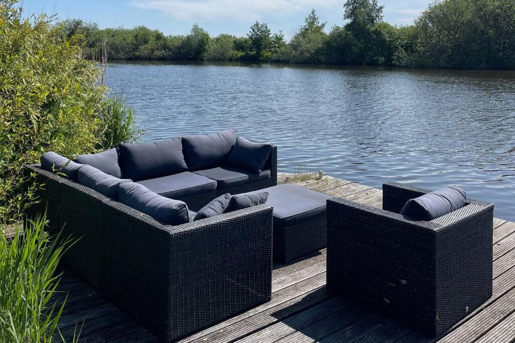 De Twee Zwanen Villa Delfstrahuizen Buitenkant foto