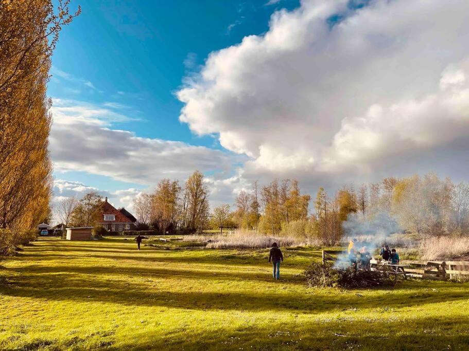 De Twee Zwanen Villa Delfstrahuizen Buitenkant foto
